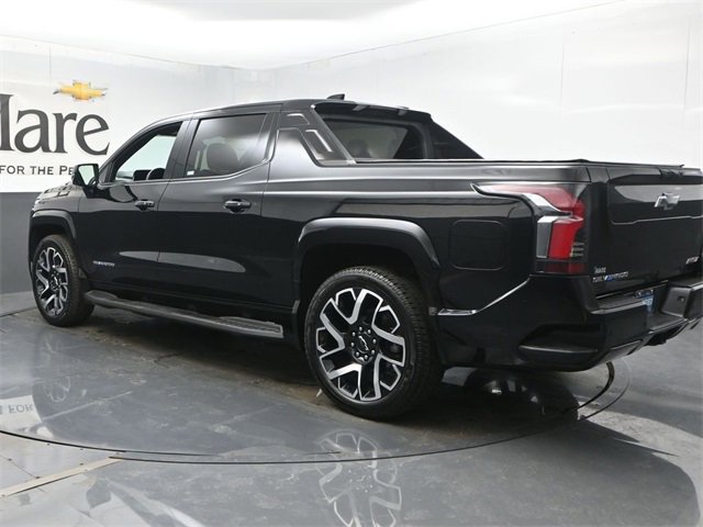 Certified 2024 Chevrolet Silverado EV RST image 34