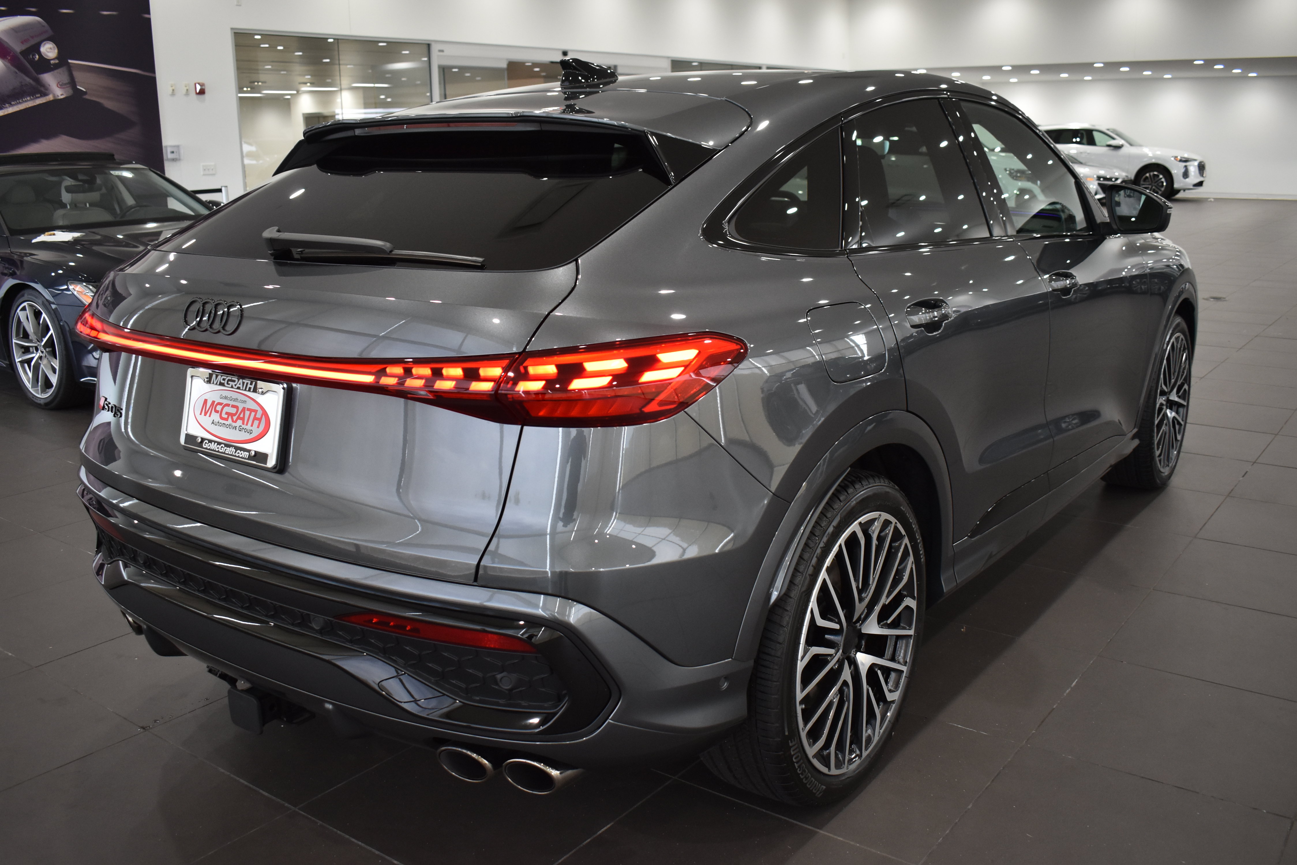New 2026 Audi SQ5 Premium Plus AWD/4WD image 7