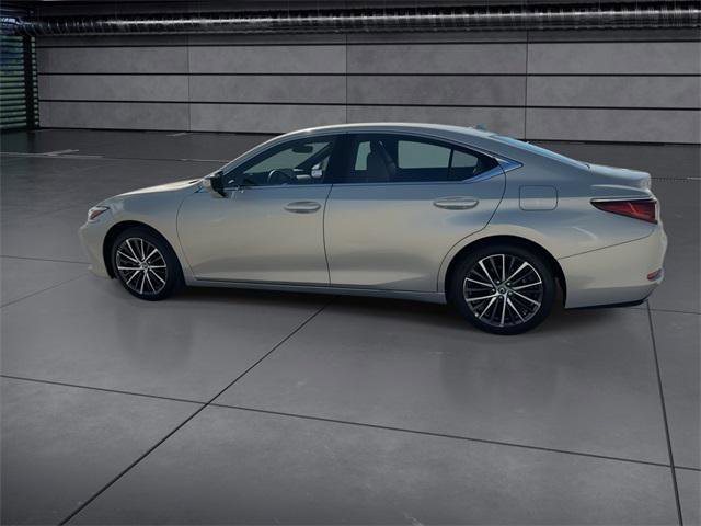 Certified 2024 Lexus ES 350 w/ Premium Package image 6