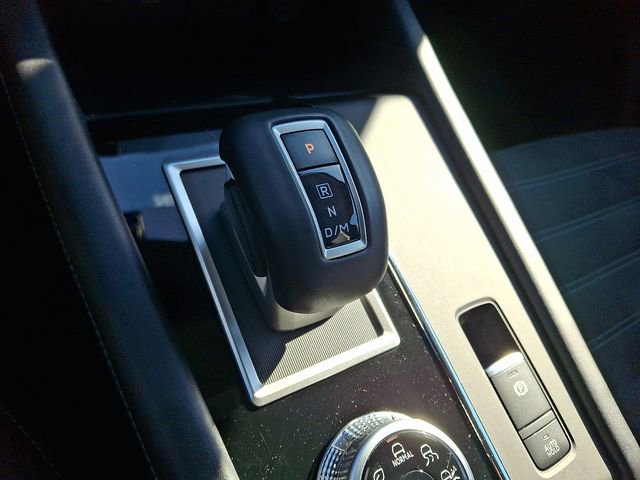 Used 2024 Mitsubishi Outlander SE image 14