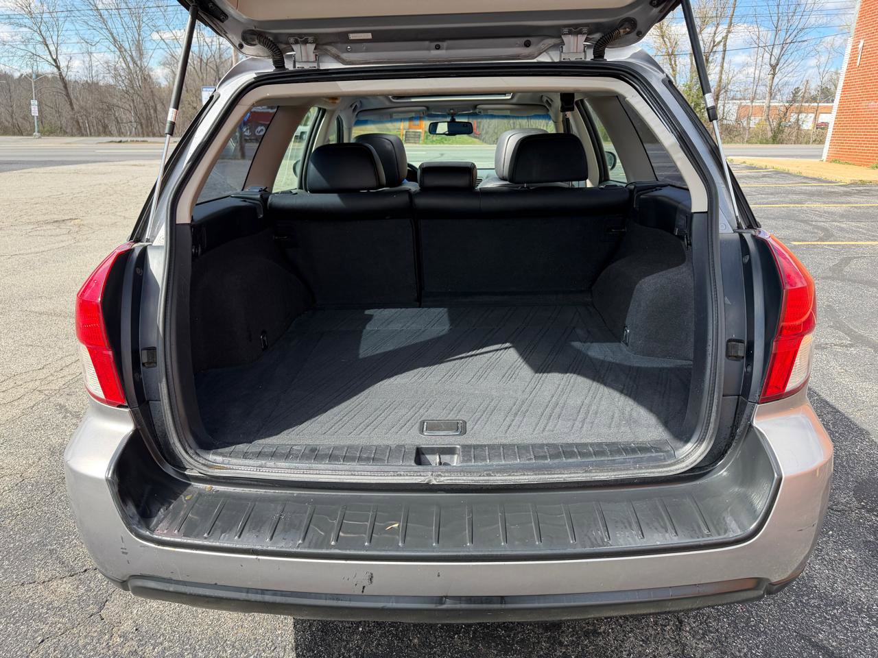 Used 2008 Subaru Outback 2.5i Limited image 22