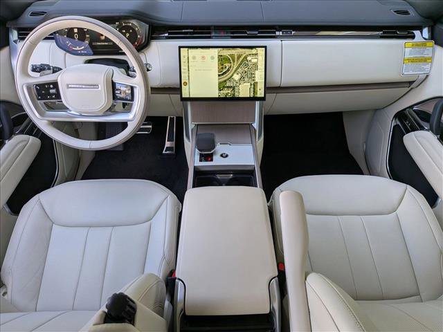 New 2026 Land Rover Range Rover SE image 14
