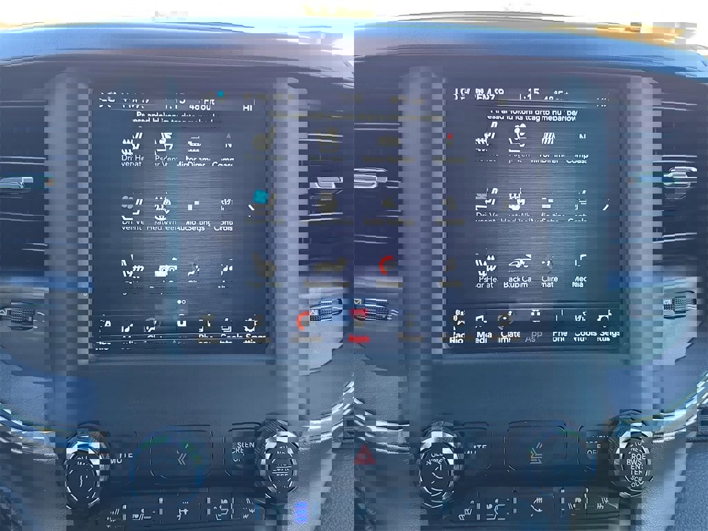 Used 2021 RAM 1500 Laramie w/ Off Road Group image 19