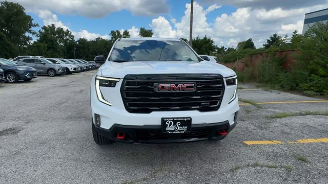 New 2026 GMC Acadia AT4 image 3