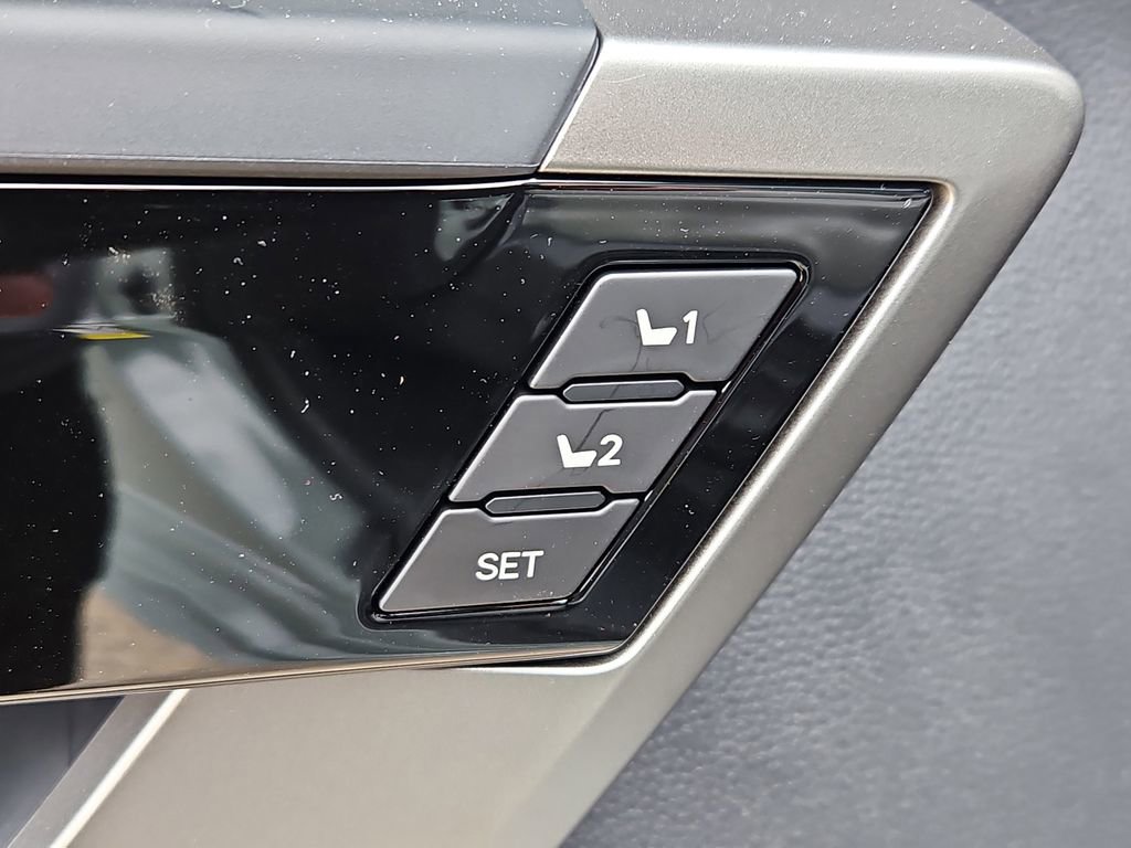 New 2026 Toyota Tundra Limited image 17