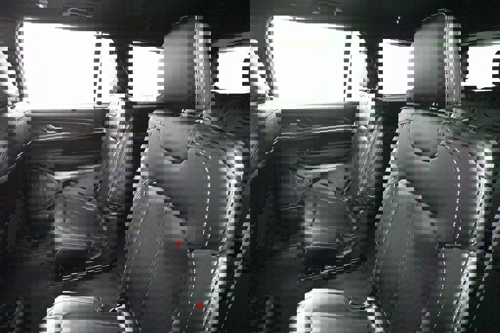 New 2025 Jeep Grand Cherokee L Limited w/ Luxury Tech Group II image 26