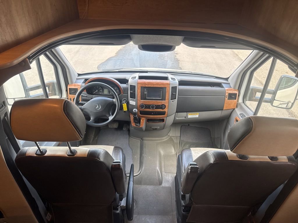 Used 2015 Mercedes-Benz Sprinter 3500 image 39