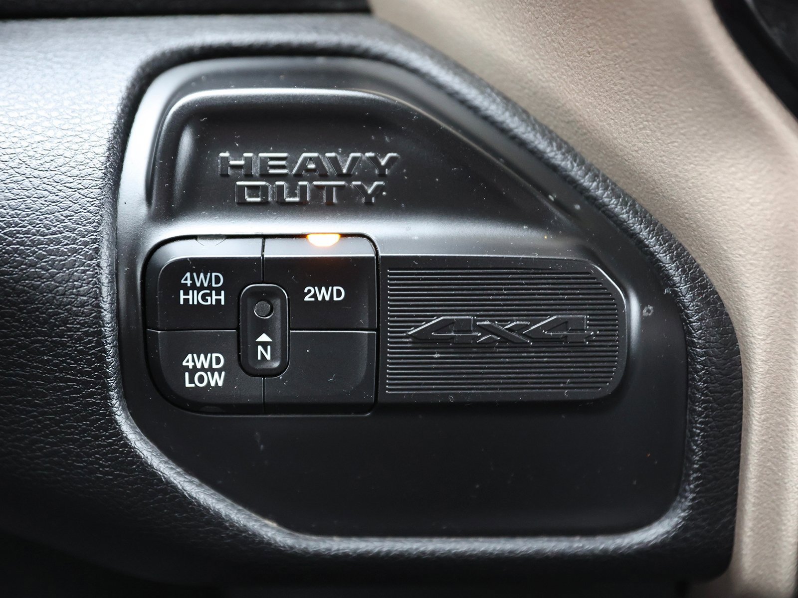 Used 2024 RAM 2500 Laramie w/ Safety Group image 32