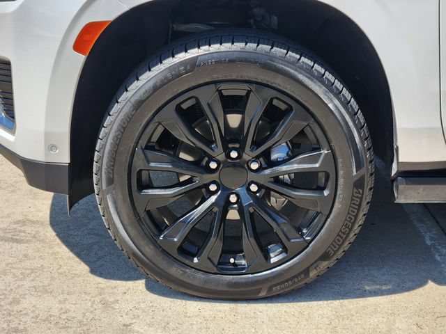 Used 2024 GMC Yukon Denali w/ Advanced Technology Package AWD/4WD image 10