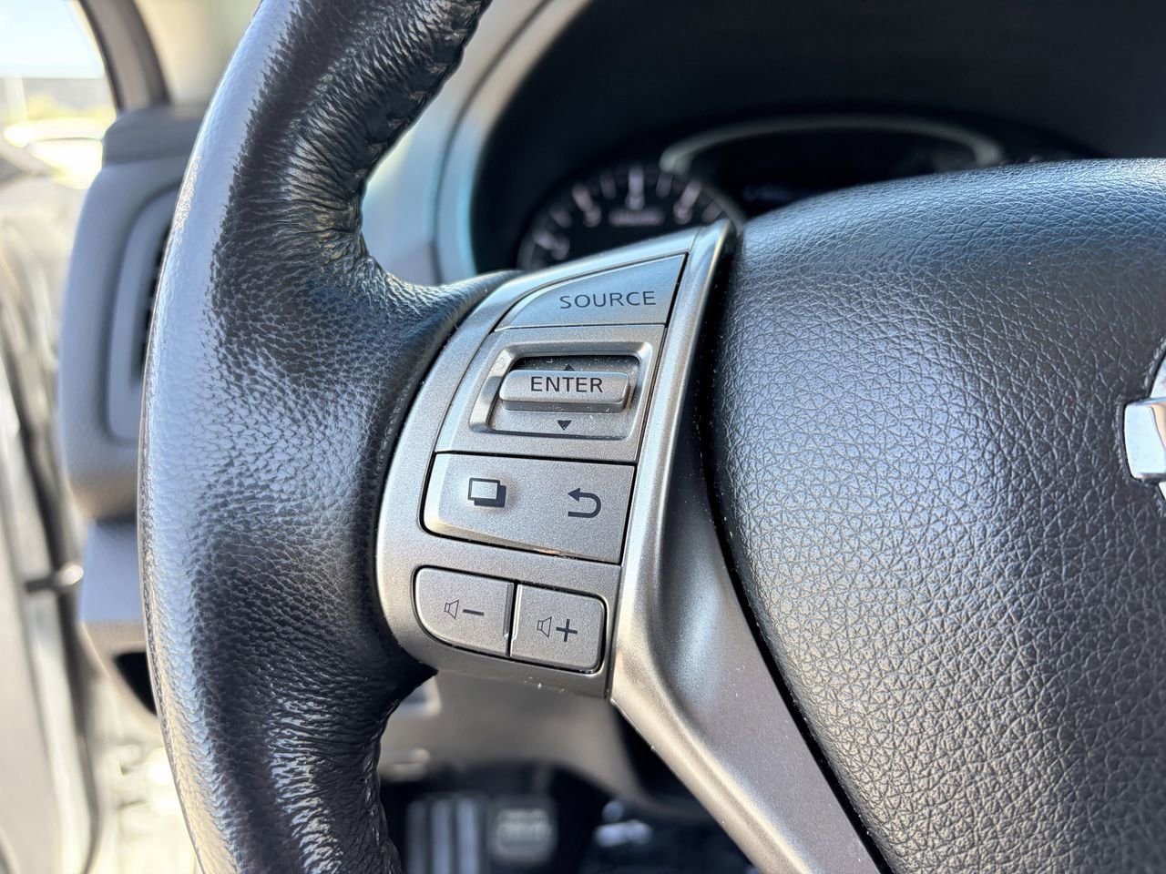 Used 2014 Nissan Altima 2.5 SL w/ Technology Package FWD image 20