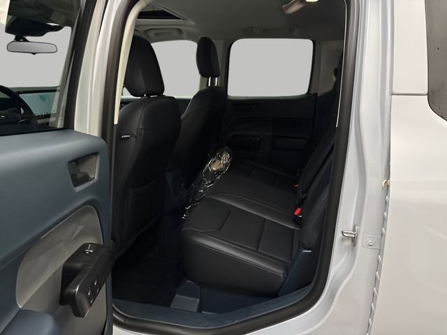 New 2025 Ford Maverick Lariat w/ Black Appearance Package image 24