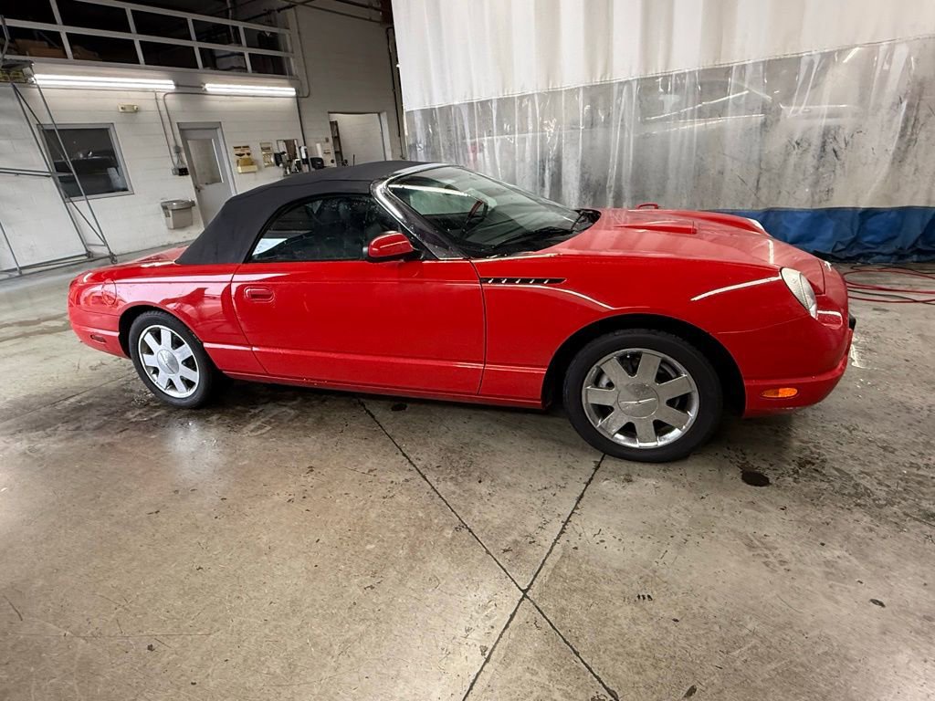 Used 2003 Ford Thunderbird image 8