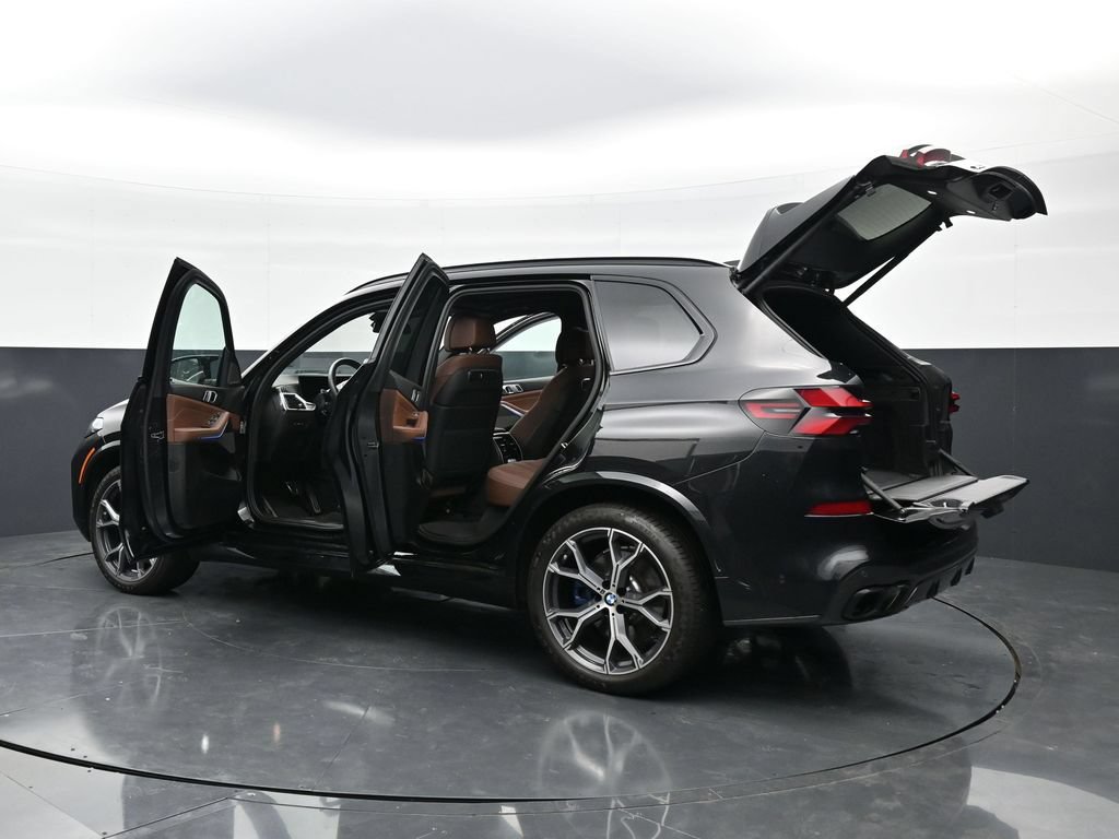 Used 2026 BMW X5 M60i AWD/4WD image 48
