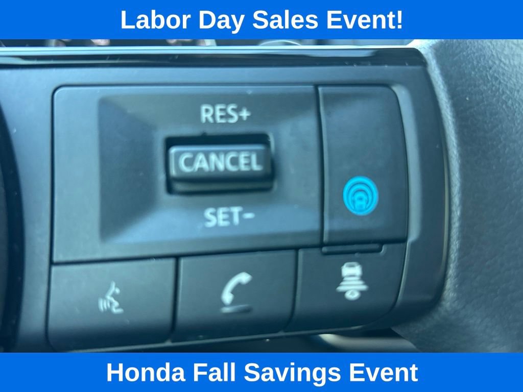 Used 2023 Nissan Rogue SV FWD image 24