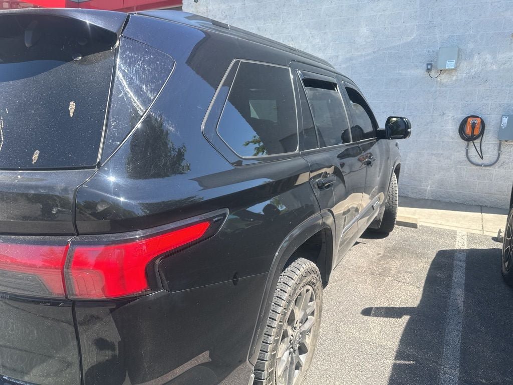 Used 2025 Toyota Sequoia Platinum AWD/4WD image 13