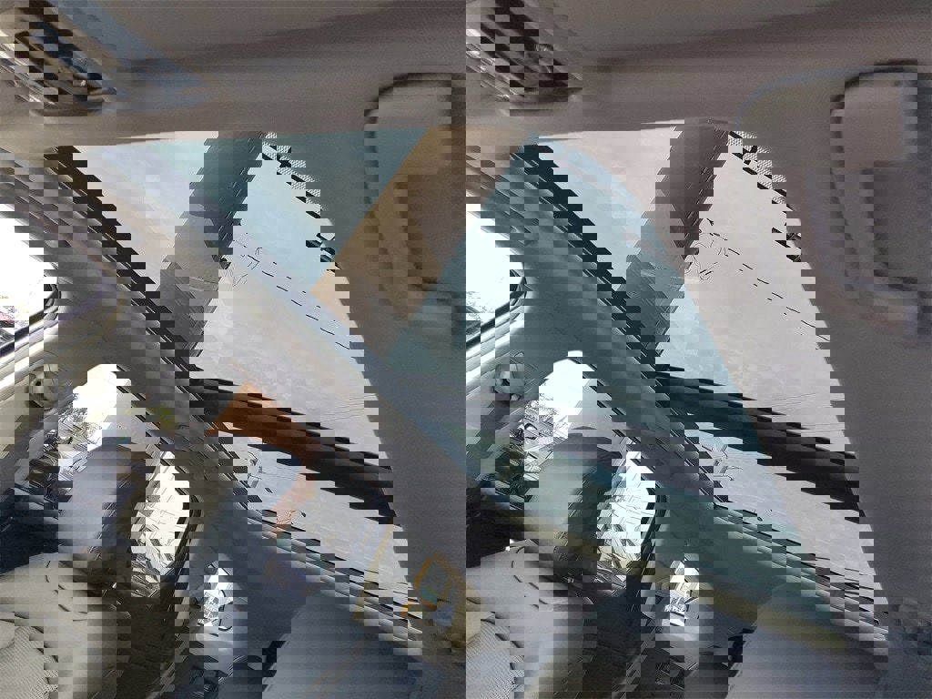 New 2026 Kia Sportage EX image 10