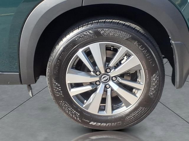 Used 2025 Nissan Pathfinder SL FWD image 4