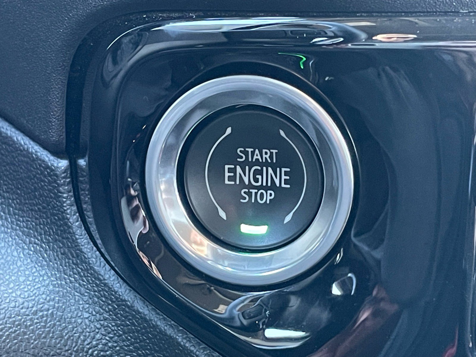 Used 2023 Chevrolet Silverado 1500 LT image 14