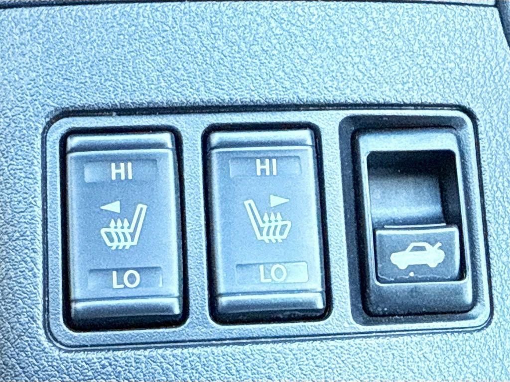 Used 2024 Nissan Z Performance w/ Floor Mat Package image 21