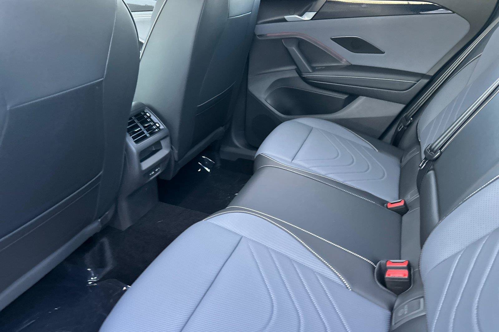 New 2026 Volkswagen Tiguan SE AWD/4WD image 11