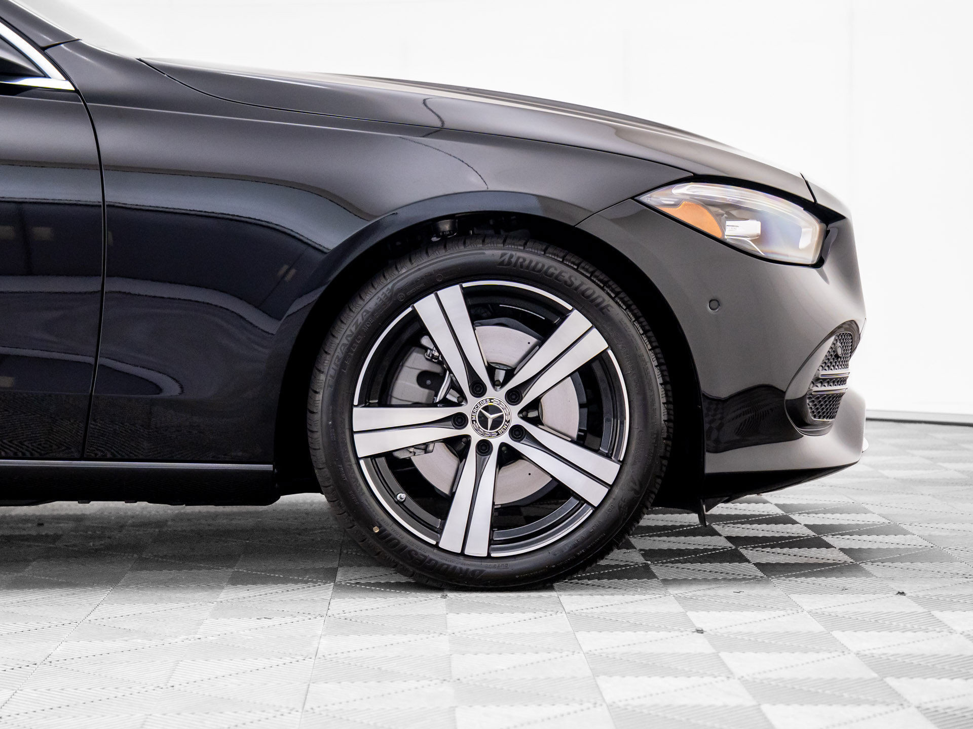 New 2026 Mercedes-Benz C 300 4MATIC Sedan image 26