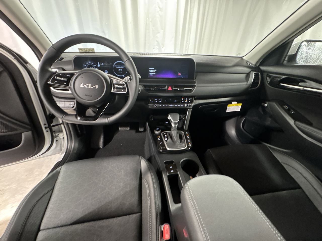 New 2026 Kia Seltos SX w/ SX Sunroof Package image 12