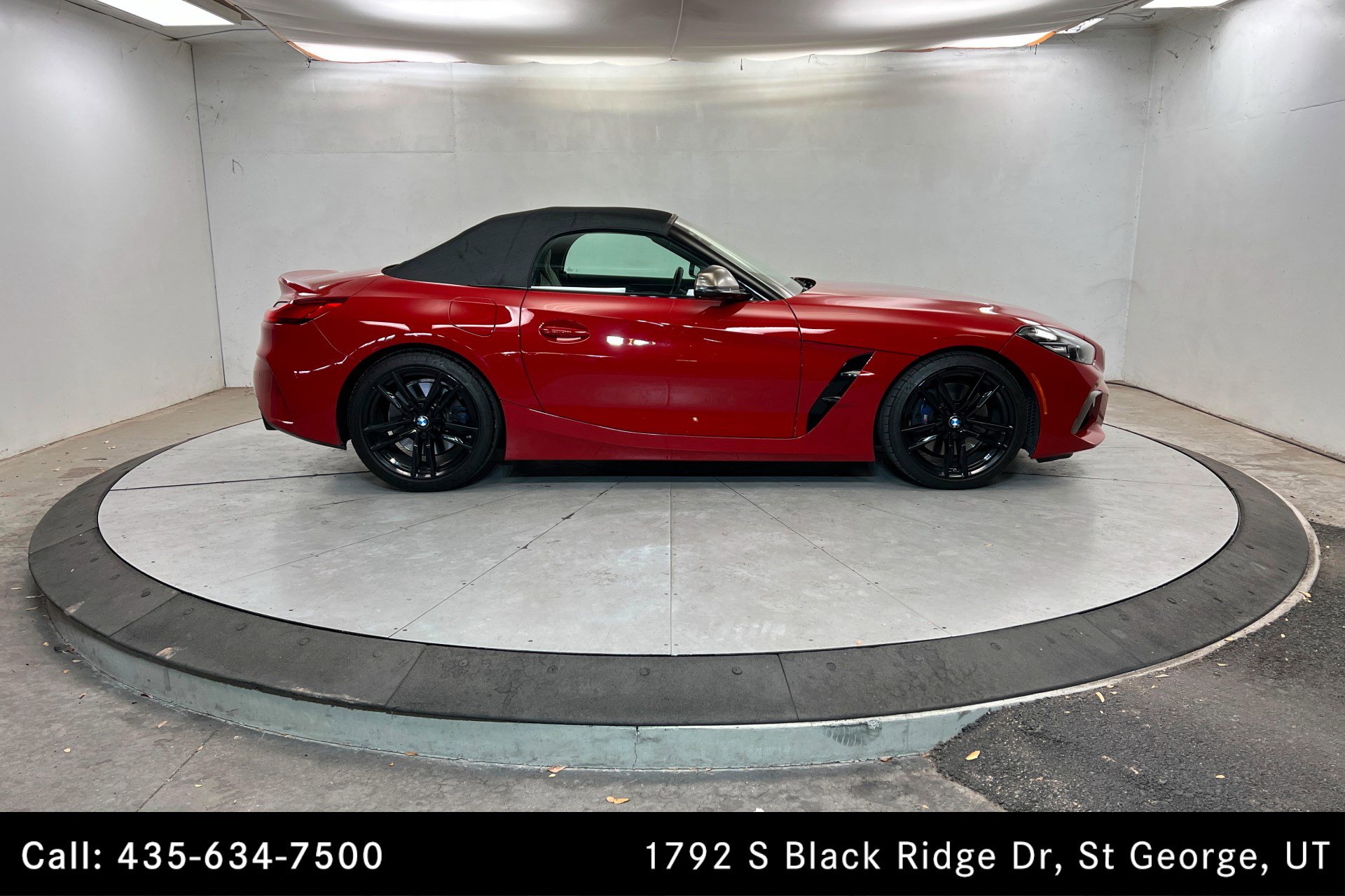 Used 2020 BMW Z4 M40i w/ Executive Package image 6