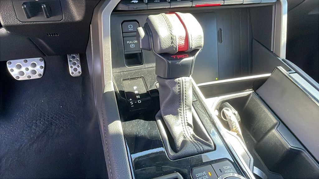 Used 2025 Toyota Sequoia Limited w/ TRD Off-Road Package image 18