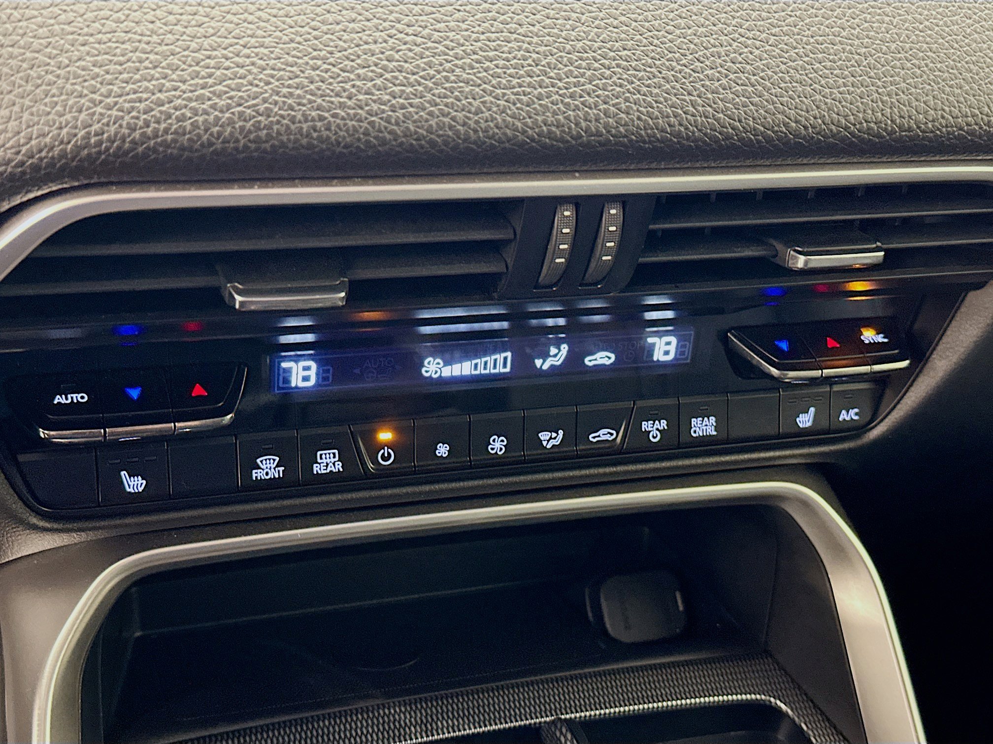 Used 2025 MAZDA CX-90 3.3 Turbo w/ Premium Sport Pkg image 24