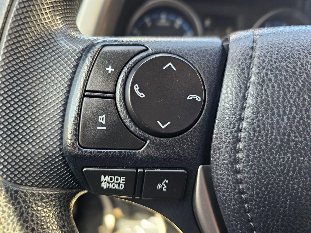 Used 2017 Toyota RAV4 LE w/ All Weather Liner Package AWD/4WD image 29