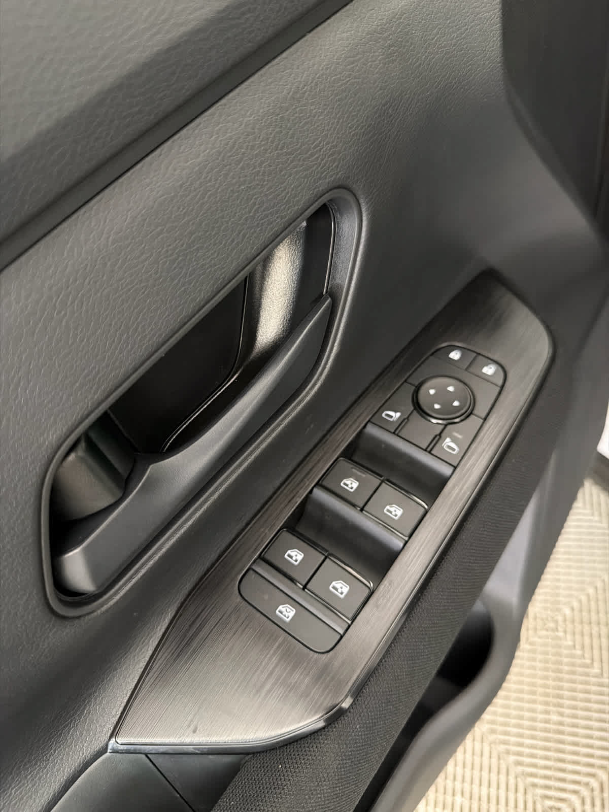 New 2026 Nissan Kicks S FWD image 23