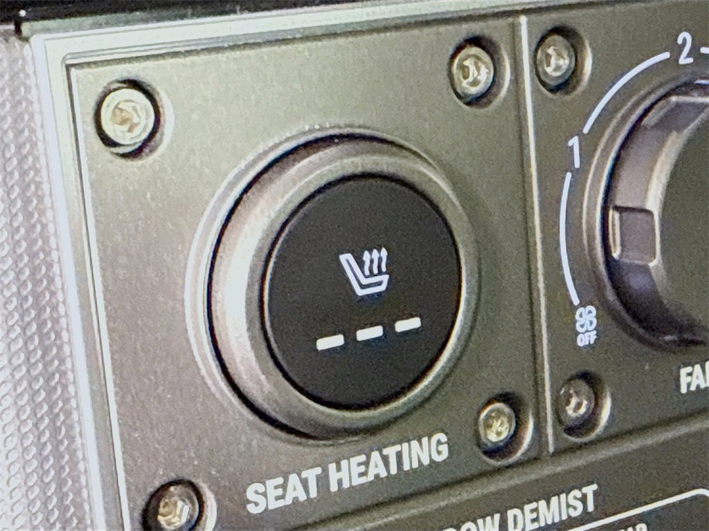 Used 2025 INEOS Grenadier Fieldmaster Edition image 19