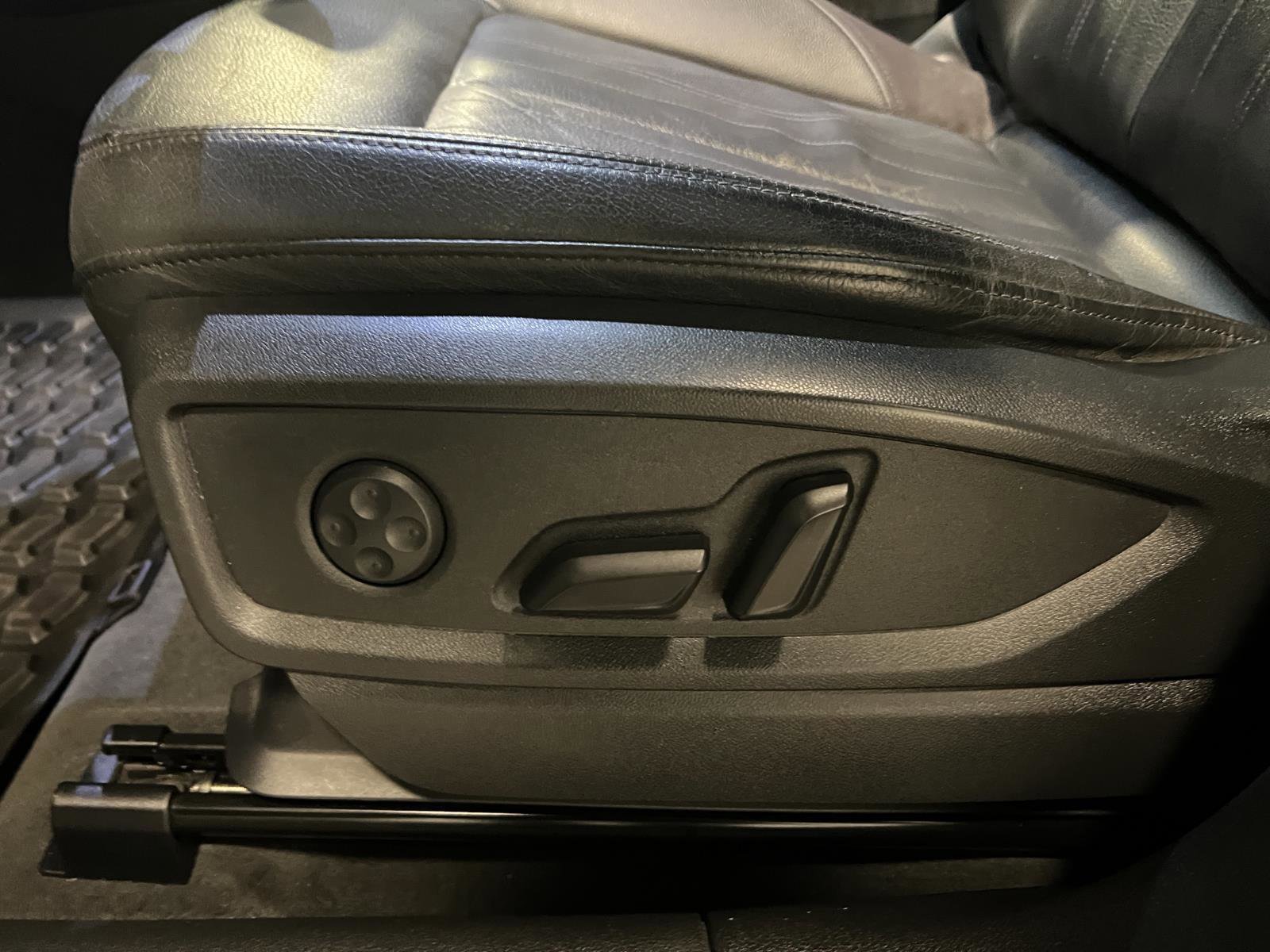 Used 2018 Audi Q5 2.0T Premium image 24