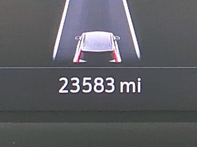 Used 2021 Cadillac XT4 Luxury w/ Driver Awareness Package image 14