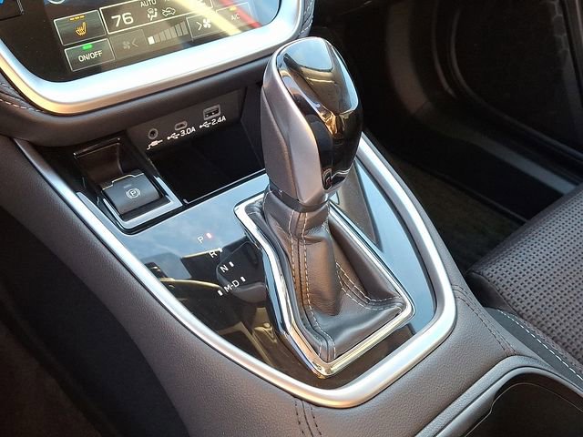 Used 2025 Subaru Outback Premium w/ Popular Package #1A image 17