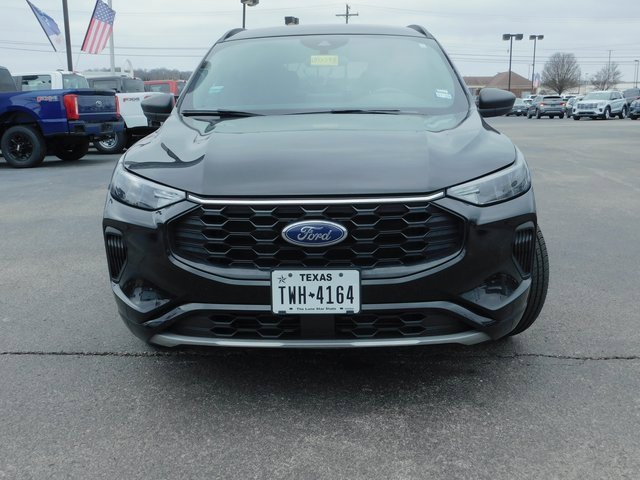 Used 2024 Ford Escape ST-Line image 3
