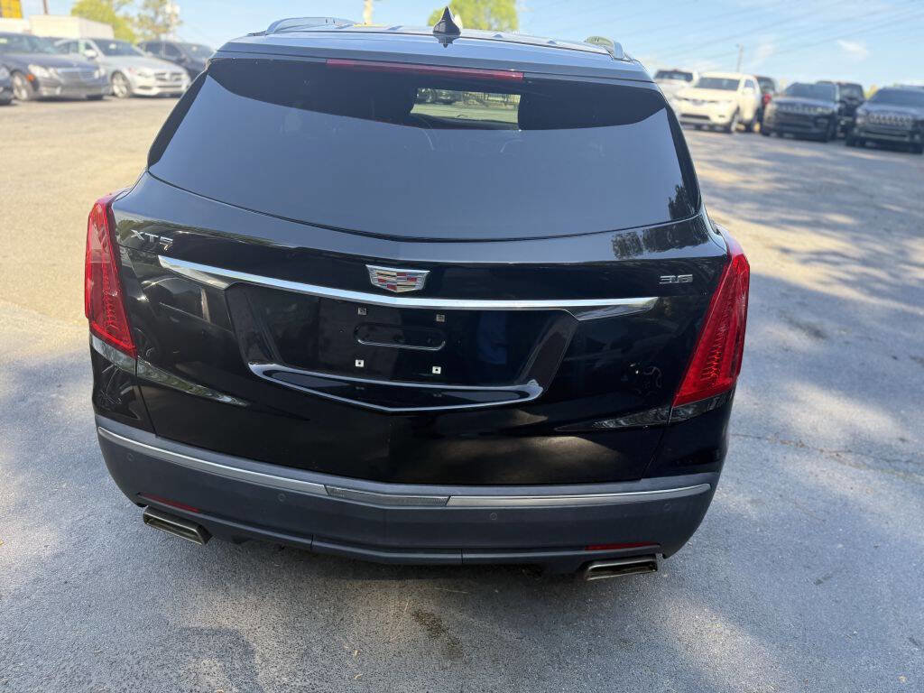 Used 2017 Cadillac XT5 Luxury w/ Driver Awareness Package image 5