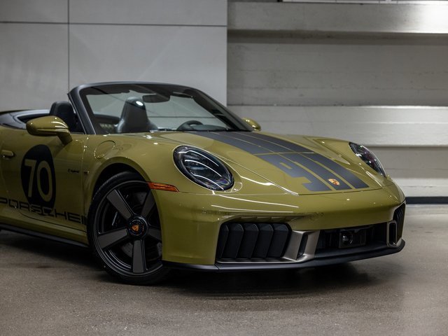 Used 2026 Porsche 911 Carrera 4 GTS image 16