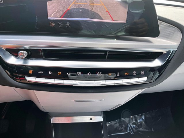 Certified 2025 Cadillac Lyriq Luxury RWD image 24