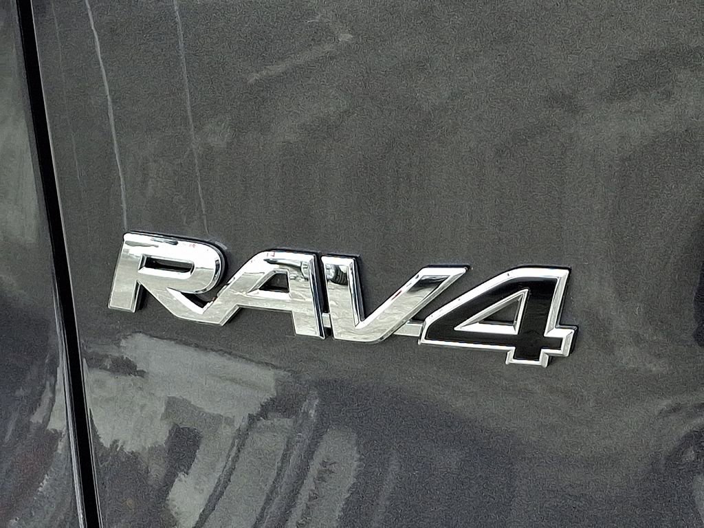 Used 2024 Toyota RAV4 Limited w/ Advanced Technology Package image 31