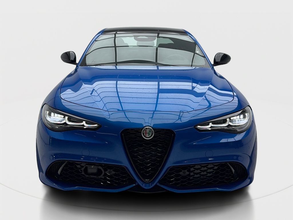 New 2026 Alfa Romeo Giulia w/ Driving Assist Package RWD image 3