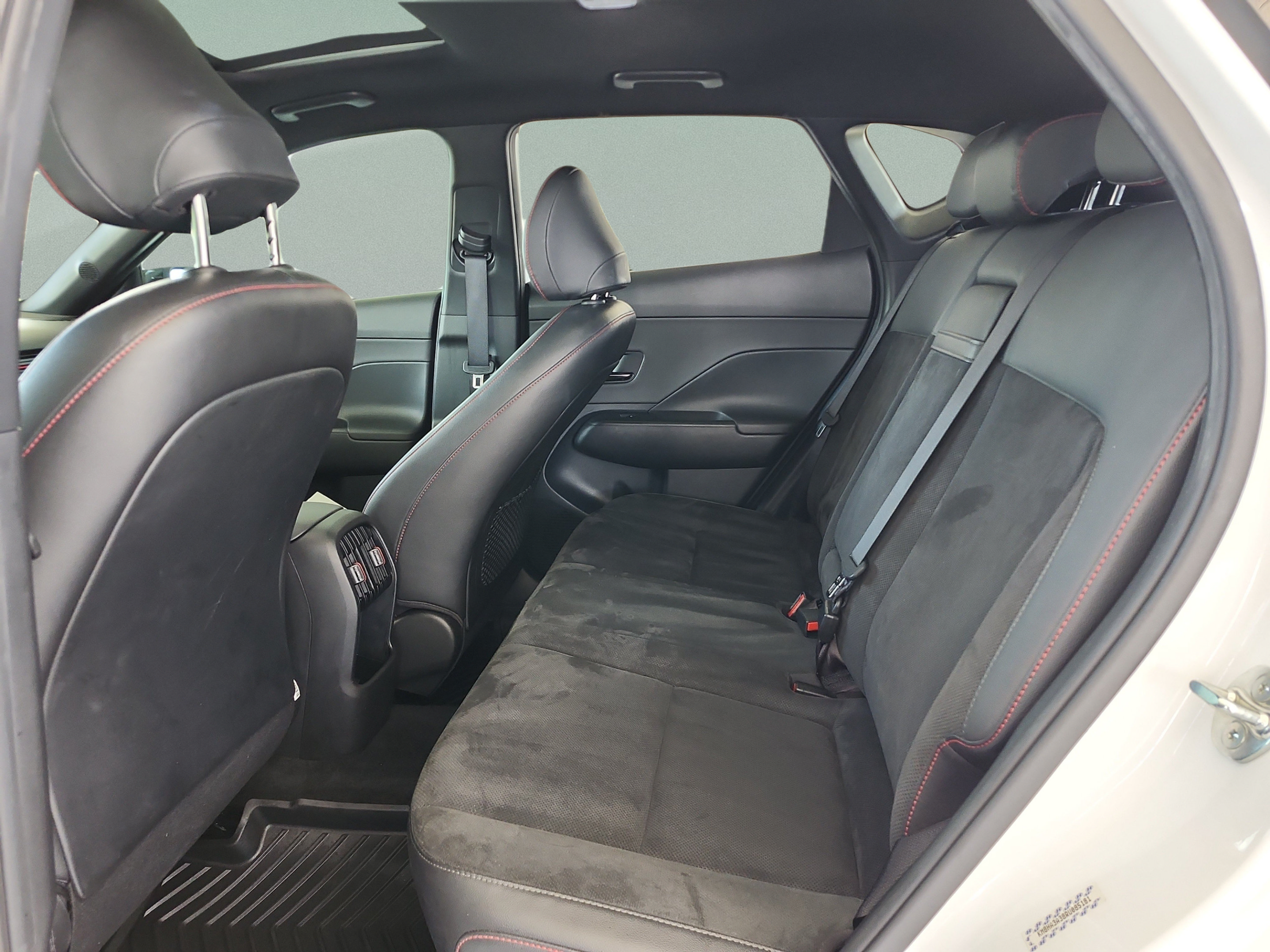 Used 2024 Hyundai Kona N Line FWD image 16