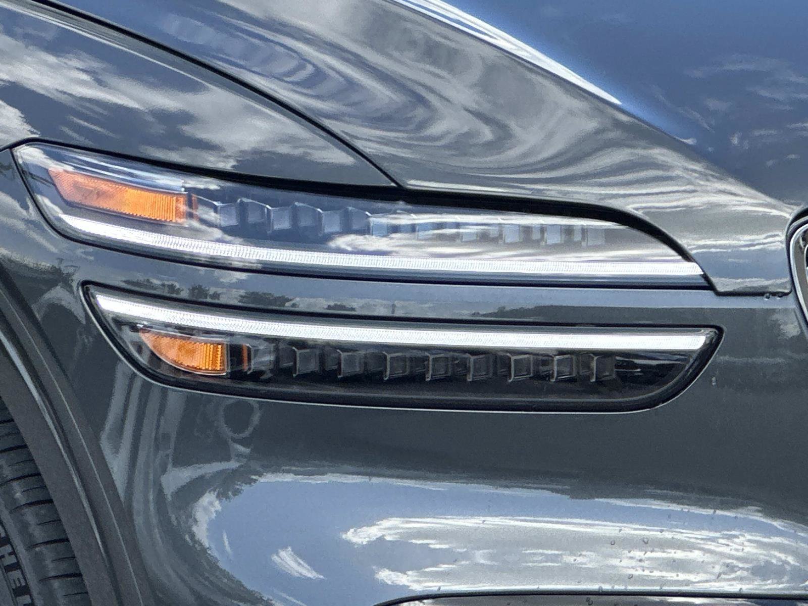 New 2027 Genesis GV70 2.5T Sport Prestige AWD/4WD image 8
