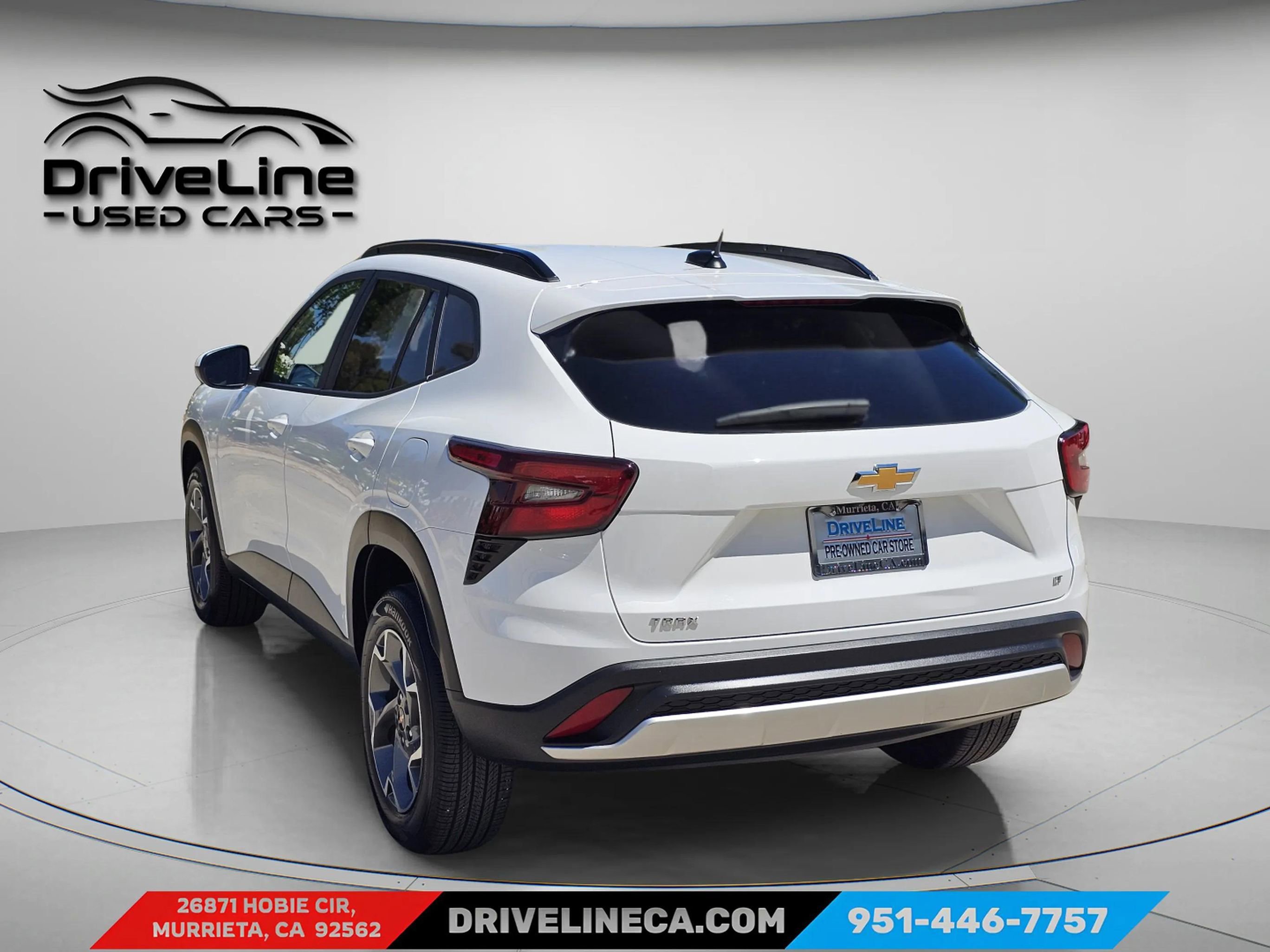 Used 2025 Chevrolet Trax LT FWD image 6