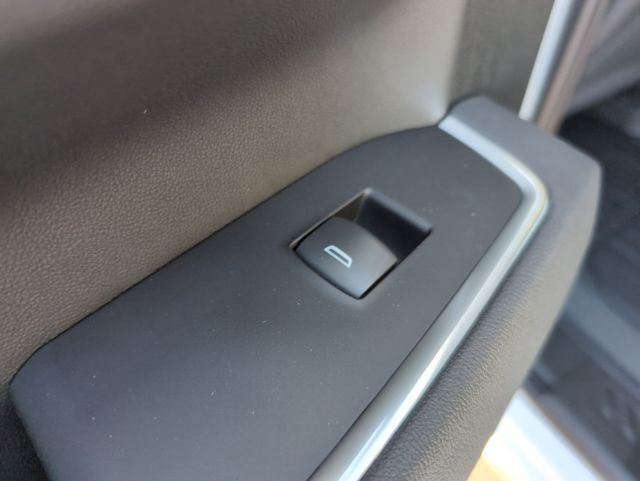 New 2026 GMC Sierra 1500 Elevation image 13