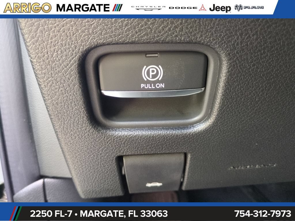 New 2026 Jeep Grand Cherokee L Laredo AWD/4WD image 24