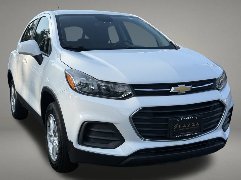 Used 2020 Chevrolet Trax LS w/ Tint and Cruise Package image 8