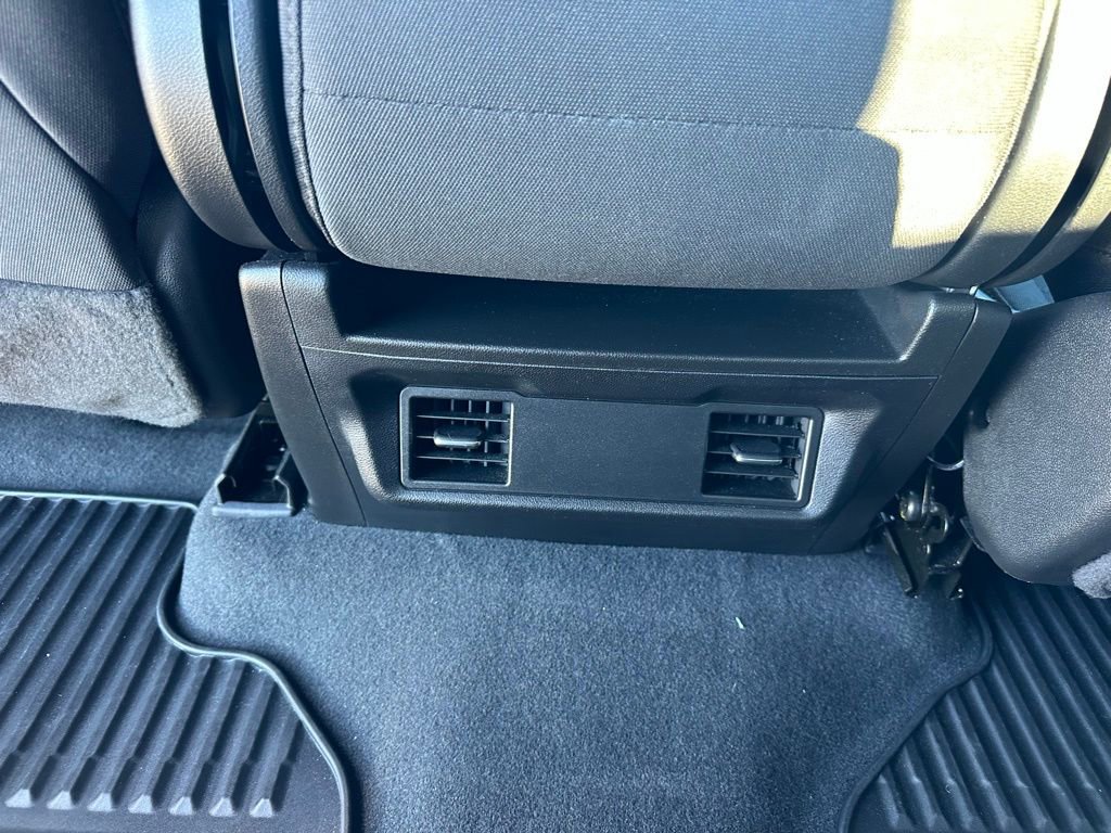 Used 2023 Chevrolet Silverado 1500 Custom image 25