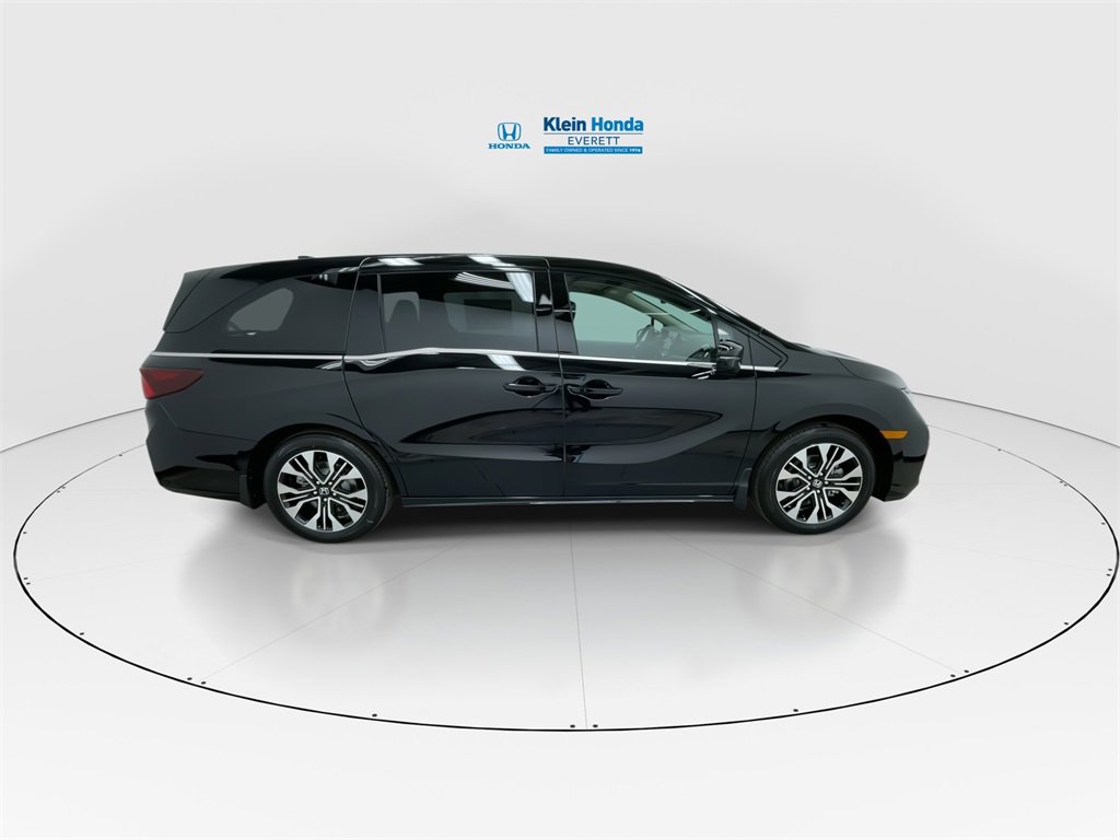 New 2026 Honda Odyssey Elite image 3