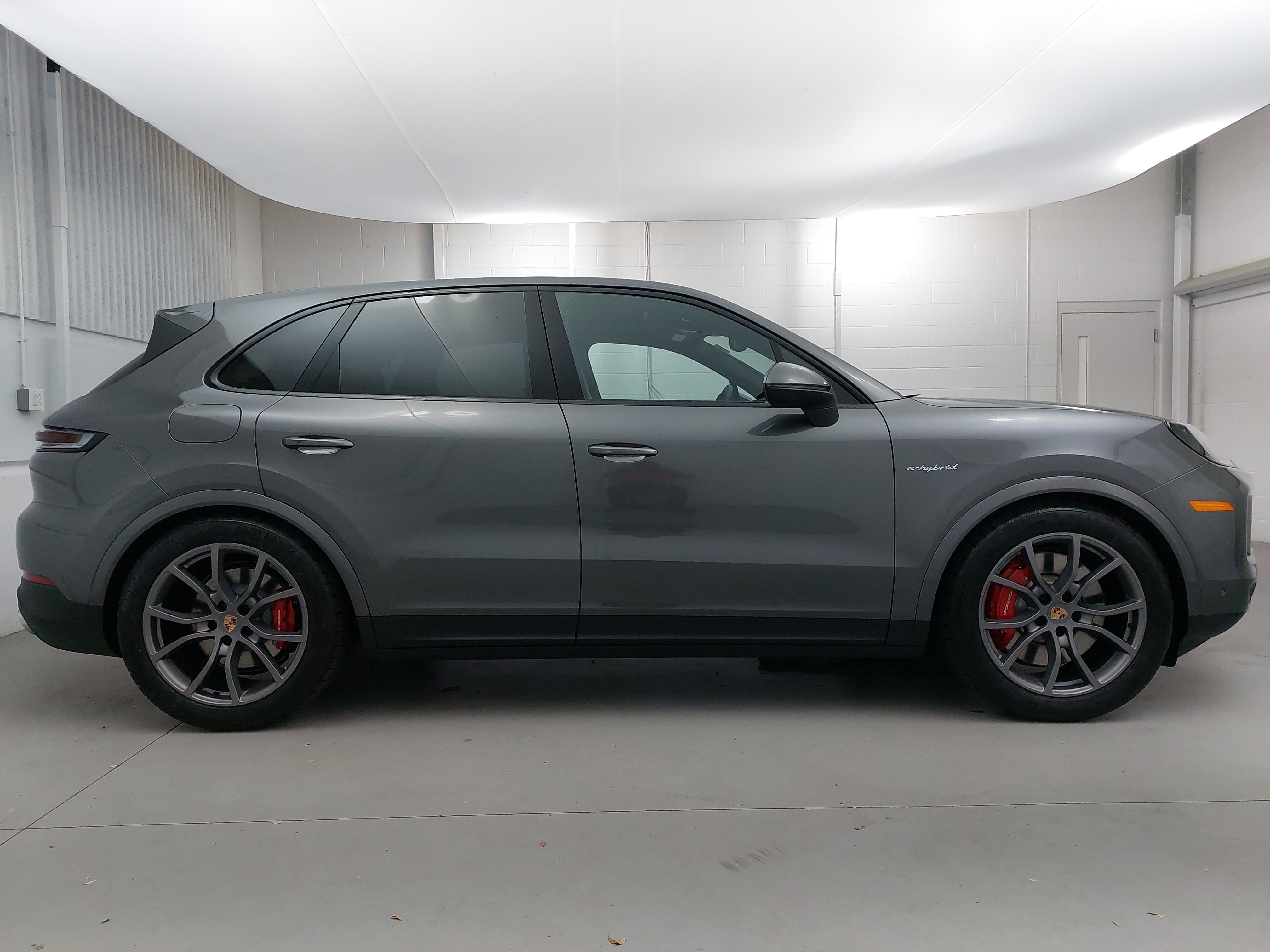 New 2026 Porsche Cayenne S image 8
